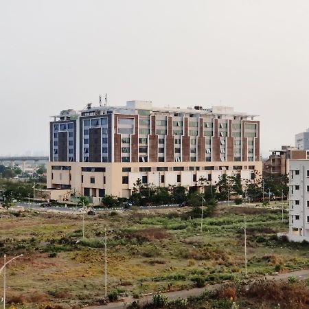 Sanjiva Suites Kolkata Ngoại thất bức ảnh